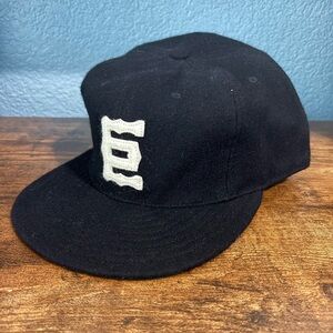 Ebbets Field - Tokyo Kyogin (Giants) Wool Fitted Baseball Cap - Black, size 8
